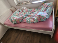 Masivna postelja z žepkasto vzmetnico 100x200cm
