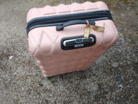 potovalni kovček potovanje izredno velik brez enega koleščka