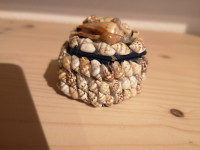 Vintage okrasna škatlica iz školjk (za nakit)