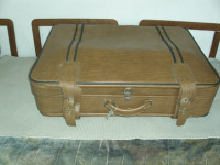 Starinski kovček, kufer dolžina 74, širina 53, višina 18 cm