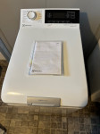 Pralni stroj Electrolux 7 kg zgornje polnenje kot nov
