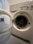 Rabljen pralni stroj znamke Indesit