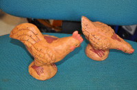 Glinena kokoš in še ena