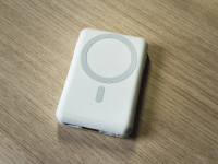 Prenosna Baterija (PowerBank) 10000mAh 22.5W MagSafe Yiisonger KT-D011
