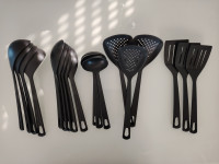 Kompletna garnitura kuhinjskih pripomočkov najlon