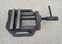 Namizni šraufštok primež 125mm za vrtalni stroj