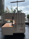 Overlock šivalni stroj 664 (skoraj kot nov) + krojaška lutka