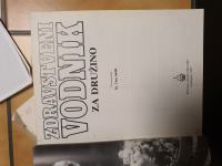 ZDRAVSTVENI VODNIK, dr. SMITH, DZS 1987