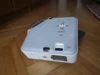 Malo rabljen video projektor HP  vp 6321