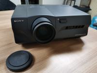 Sony LCD Projector VPL-S600