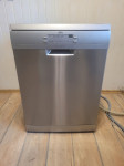 AEG pomivalni stroj FFB41600ZM – inox, A+ varčen, odlično ohranjen