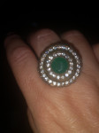 Srebrn prstan z zelenim ahatom in cirkoni