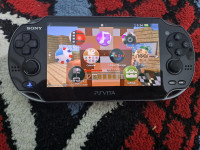 SONY PS VITA s 256GB kartico in naloženimi igrami