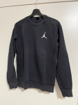 Air Jordan pulover, S črn