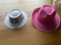 Klobuk primeren za pust ali dekliščino