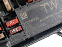 13368639 CENTRALINA FUSIBILIERA SCATOLA FUSIBILI RELE' OPEL ASTRA J SW