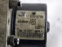 PREDNJE DESNO STEKLO OEM N. 51816795 ORIGINAL REZERVNI DEL FIAT DOBLO