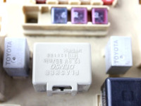 OHI?JE VAROVALK IN RELE OEM N. 82730-0D040 ORIGINAL REZERVNI DEL TOYOT