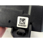 RAZLICNE KRMILNE ENOTE OEM N. 8637A890 ORIGINAL REZERVNI DEL MITSUBISH