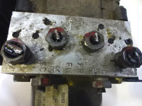 ABS AGREGAT S PUMPO OEM N. 5W93-2C405-AD ORIGINAL REZERVNI DEL JAGUAR