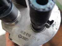 ABS AGREGAT S PUMPO OEM N. 8E0614175F ORIGINAL REZERVNI DEL AUDI A6 C5