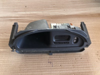 Clio Thalia Kangoo Megane Scenic ekran ura 7700421038