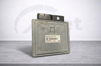 ECU Enota Audi S3 06k907425e