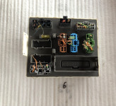 FOCUS računalnik varovalk box 2M5T14A073BE varovalke