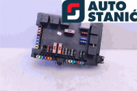 Ohišje varovalk MB S_KLASS (W221) | OEM: A2215451401