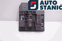 Ohišje varovalk NISSAN LEAF | OEM: 284B75SA3B (EM57) (L10277370C)