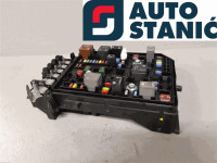 Ohišje varovalk OPEL ASTRA K | OEM: 39040854, 812461952 (B16DTE)
