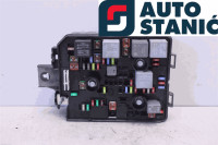 Ohišje varovalk OPEL CORSA E | OEM: 39117560, 39080927 (B14XEL)