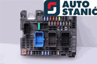 Ohišje varovalk PEUGEOT 5008 | OEM: 9810296180 (5GZ)