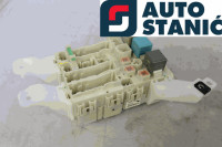Ohišje varovalk TOYOTA AURIS | OEM: 74700209 (4ZZ-FE)