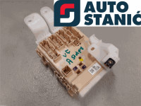 Ohišje varovalk TOYOTA AURIS | OEM: 63586756 (2ZR-FXE)