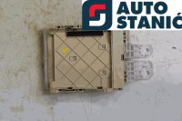 Ohišje varovalk TOYOTA AURIS | OEM: 8273012X80 (2ZR-FXE)