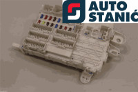 Ohišje varovalk TOYOTA HILUX | OEM: 827300K060 (1KDFTV)