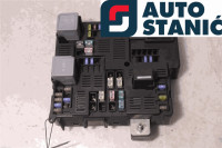 Ohišje varovalk VOLVO V60 | OEM: 31473772, 31473771 (D4204T14)
