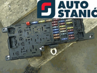 Ohišje varovalk VOLVO V70 | OEM: 8678449