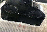 GOLF V 5 števec VW merilnik hitrosti 1K0920874