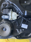 MOTORČEK ZA DVIG STEKEL VW PASSAT B6