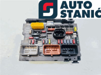 Ohišje varovalk CITROEN C4 I | OEM: 9664706380 (9HZ)