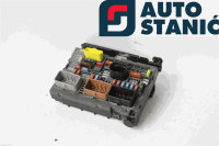 Ohišje varovalk CITROEN C5 | OEM: 9807028580 (RHR)