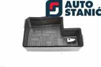 Ohišje varovalk TOYOTA RAV4 XA40 | OEM: 8266242390 (3ZR-FAE)