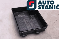 Ohišje varovalk TOYOTA RAV4 XA40 | OEM: 8266242611 (2AR-FXE)
