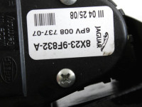 VOLANSKI OBRO? OEM N. 8X239F832A ORIGINAL REZERVNI DEL JAGUAR XF X250