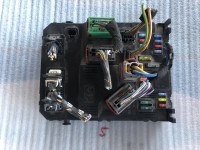 Peugeot Citroen S118085200 L 9653667380 modul BSI F02-00