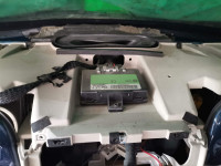 Računalnik za krmiljenje daljinskega odklepanja/zaklepanja