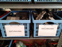 Računalnik motorja ECU 030 692 750