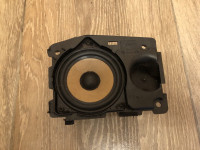 serija 7 e65 e66 zvočnik BMW zadaj levo 6915161